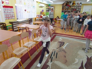Zabawy z wielkanocnym zajączkiem