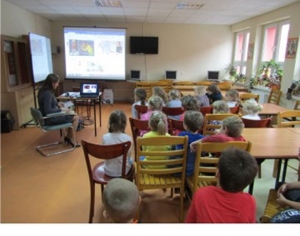 Przedszkolaki w bibliotece