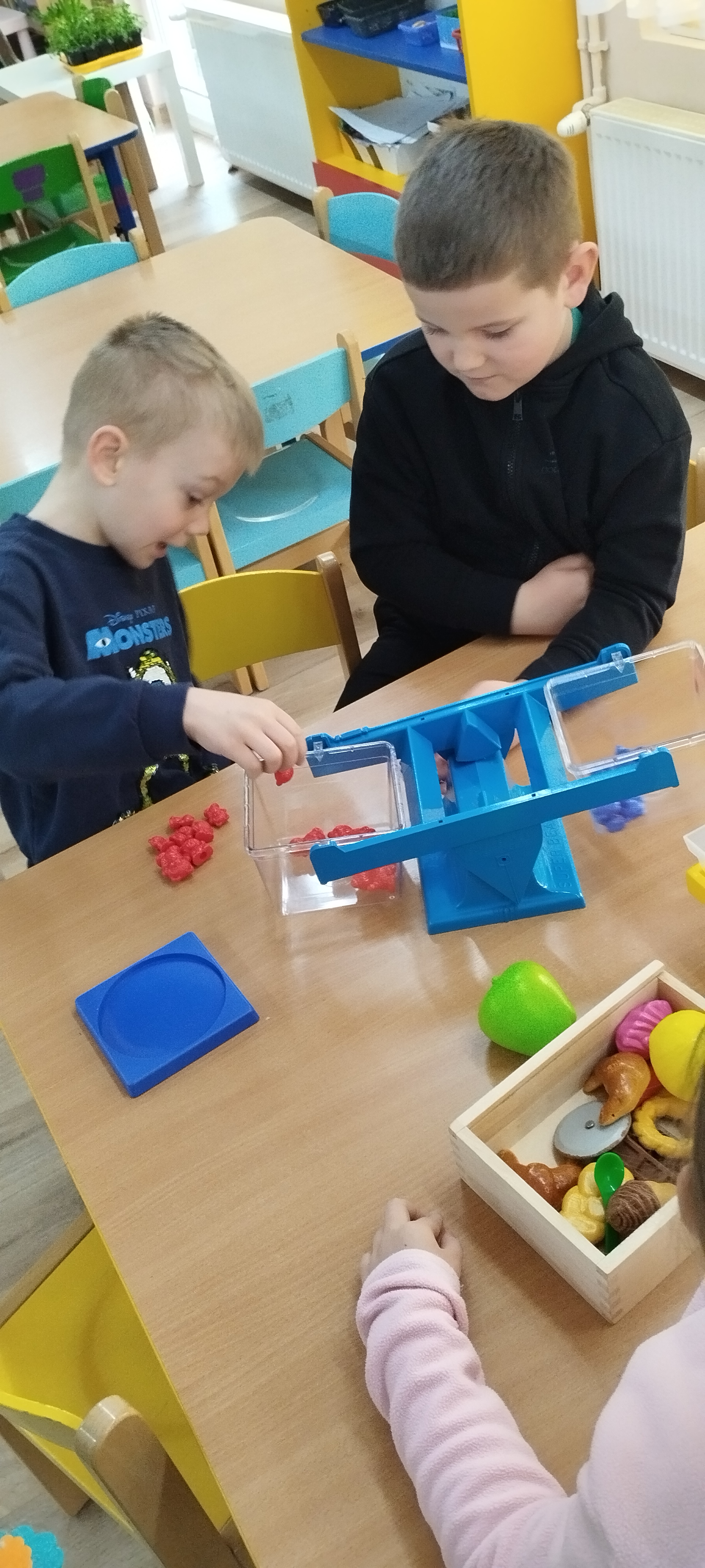 Matematyczne wyzwania - mierzymy, ważymy